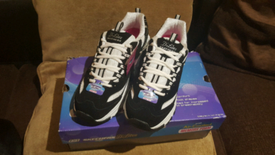 ladies sketchers size 8